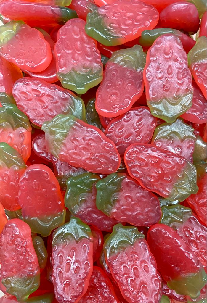 ERDBEERE GROß